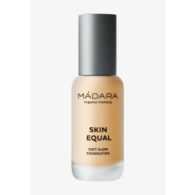 Bild av MÁDARA SKIN Equal SOFT GLOW Foundation SPF15 Foundation, Storlek: 30 ml, #40 sand