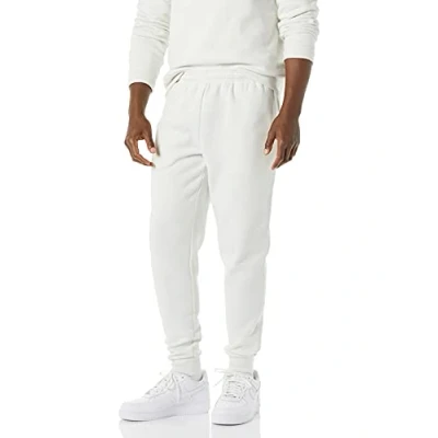 Bild av Amazon Essentials Men&#039;s Joggingbyxa fleece, Ljusgrå, M