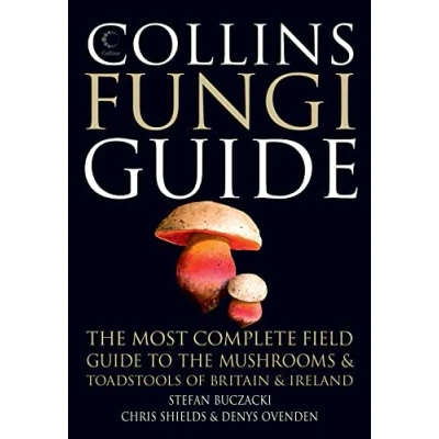 Bild av Collins Fungi Guide: the most complete field guide to mushrooms &amp; toadstools of Britain Ireland