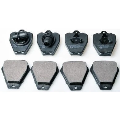 Bild av Bromsbeläggsats, Framaxel, audi 100 c4 avant, sedan, a6 c4, a8 d2, 441615105AA, 441615106AA, 441698151G, 4A0698151B,