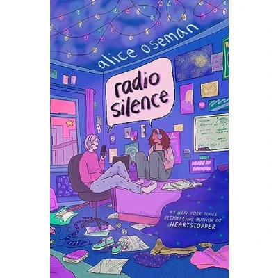 Bild av Radio Silence: TikTok made me buy it! From the YA Prize winning author and creator of Netflix series HEARTSTOPPER