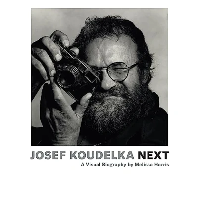 Bild av Josef Koudelka Next /anglais: A Visual Biography by Melissa Harris