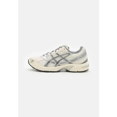 Bild av Asics Sportstyle GEL1130 Sneakers, Storlek: 39.5, Cream/clay grey Skinnimitation/textil