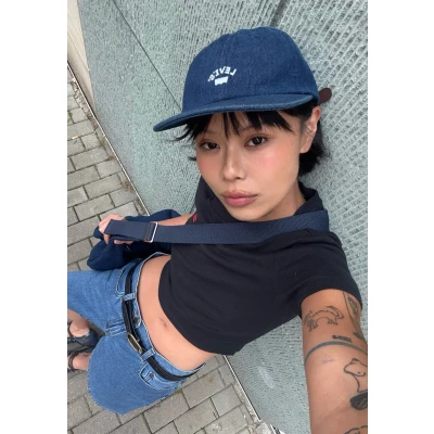 Bild av Levi&#039;s LAZY GIRL LOGO Keps, Storlek: One Size, Dark blue