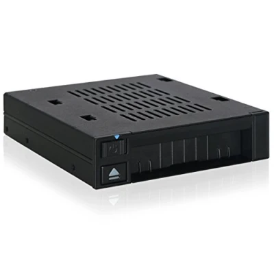 Bild av ICY DOCK FlexiDOCK MB521SP B dockk axelbandslös för 6,4 cm SATA/SAS SSD/HDD i 1 x 3,5 tum