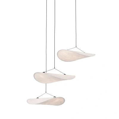 Bild av New Works LED hänglampa Tense, vit, Ø 152 cm, 3 lampor