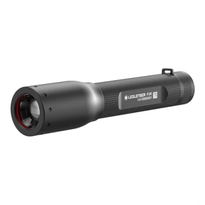 Bild av Ledlenser P3R mini ficklampa LED, 140 lumen, fokuserbar, laddningsbar, 100 m ljusräckvidd, upp till 6 timmars drifttid, med litiumbatteri, inklusive batteri, laddningsstation och handledsrem