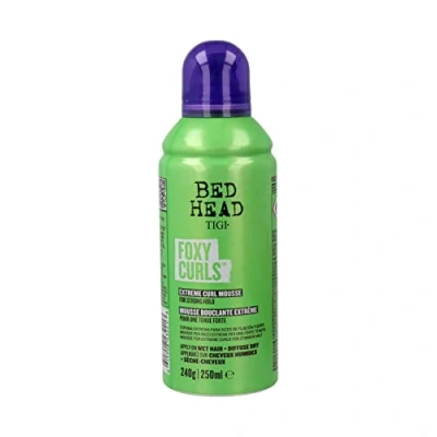 Bild av TIGI Bed Head Foxy Curls Curly Hair Mousse For Strong Hold