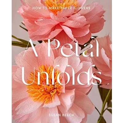 Bild av A Petal Unfolds: Comprehensive Guide on How To Make Paper Flowers