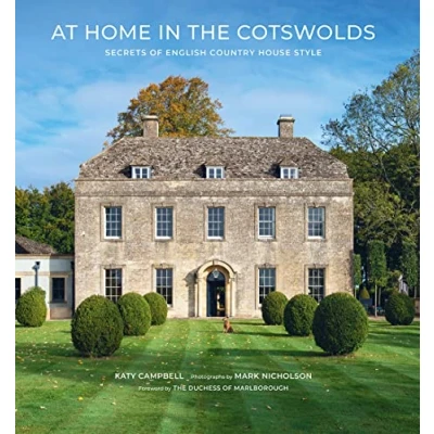 Bild av At Home in the Cotswolds: Secrets of English Country House Style