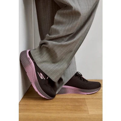 Bild av Skechers Performance MAX Cushioning Elite 2.0 Neutrala löparskor black/mauve, Storlek: 38, Black/mauve Textil
