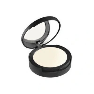 Bild av iT Cosmetics Bye Pressed Setting Powder Translucent 9 g