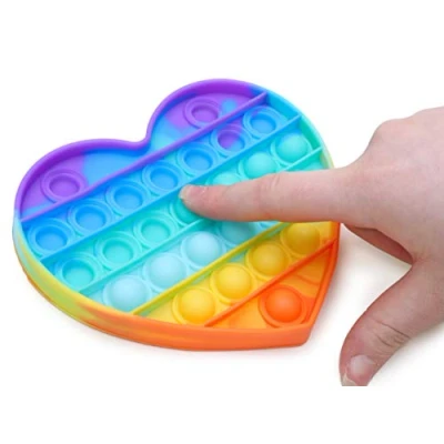 Bild av Toyland® Regnbågsfärg tryck bubbla sensorisk fidgetleksak (hjärta)