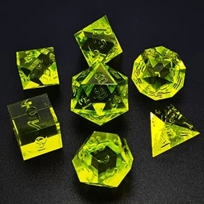 Bild av Bescon Crystal Clear (Unpainted) Sharp Edge DND Dice Set of 7, Razor Edged Polyhedral D&amp;D for Dungeons and Dragons Role Playing Games, OliveDrab Color