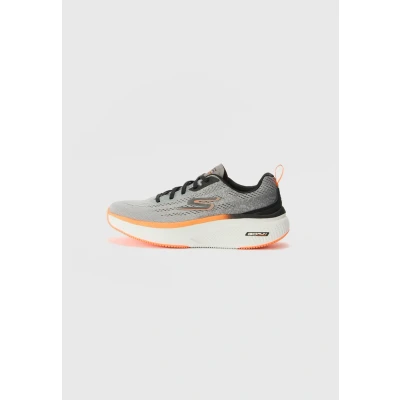 Bild av Skechers Go Run Elevate 2.0, gymnastikskor för män, Träkol, 46 EU