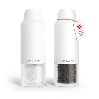 Bild av LARS NYSØM Salt och pepparkvarnset I rostfritt stål med justerbar malverk Flaskdesign Kryddkvarnset Manual (Pure White)