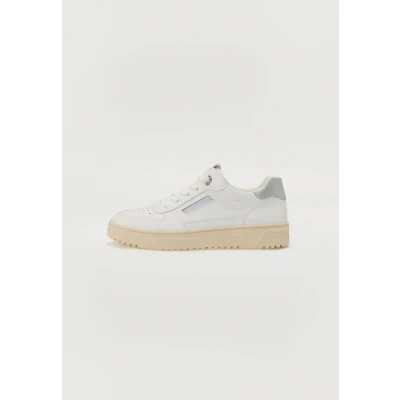 Bild av Tom Tailor dam 7490010017 sneakers, Vit, 40 EU, EU