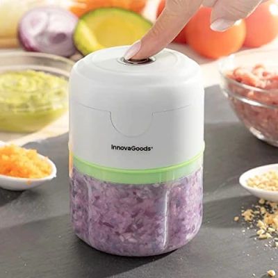 Bild av InnovaGoods® Echoppie bärbar uppladdningsbar minihackare, praktisk och mångsidig, perfekt för att hacka frukt, grönsaker, nötter, 3 blad i rostfritt stål, 150 ml kapacitet, 45 W effekt