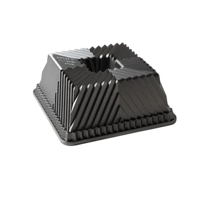 Bild av Nordic Ware Baking Tray Bundt Squared Pan 22 x cm / 2.4 liters