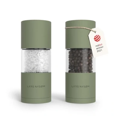 Bild av LARS NYSØM Salt och pepparkvarnset I rostfritt stål med justerbar keramisk malverk 2 stycken Design kryddkvarnset manuellt (2 pack) (Sage Green)