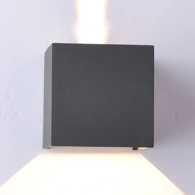Bild av Mantra Iluminación Davos LED utomhus vägglampa, vinklad, mörkgrå
