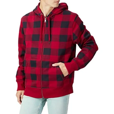 Bild av Amazon Essentials Men&#039;s Fleecetröja med hel dragkedja (finns i Big &amp; Tall), Svart Röd Buffalorutigt, S