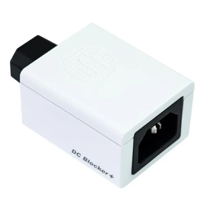 Bild av iFi SilentPower DC Blockerare+ IEC kontakt, blockerar alla offset, förbättrar kvaliteten på AC el för ditt ljud och Aystem, eliminerar transformatorhum.